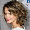 укладка волос вьющихся от природы keri russell